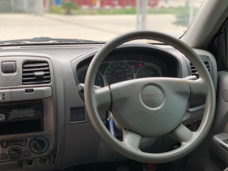 D-MAX SPACE CAB SLX 2.5 Di TURBO